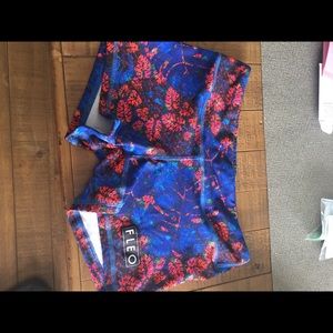 Fleo Shorts